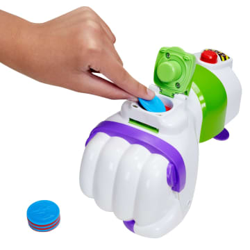 Disney Pixar Toy Story Buzz Lightyear 7 Inch Figure & Punch Launcher Toy, Lights & Sound, 5 Discs - Imagen 4 de 6