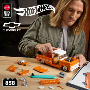 Hot Wheels Coffret De Construction Custom Chevy Pickup 1962 Mattel Brick Shop - Image 2 of 6