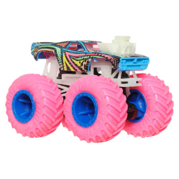 Hot Wheels Monster Trucks, Karanlıkta Parlayan, 1:64 Ölçekli, Metal Oyuncak Araç (Stiller Çeşitlilik Gösterebilir) - Image 4 of 6