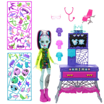 Monster High Make-A-Monster Stwórz pupila Zestaw Lalka i ponad 30 akcesoriów Zabawka 4+ - Image 5 of 6
