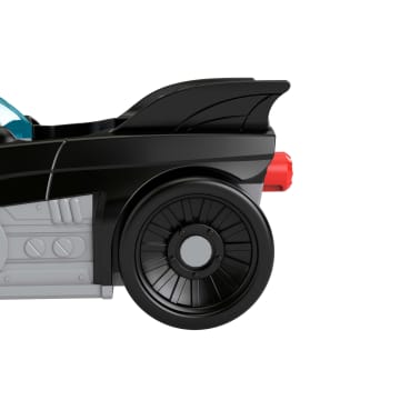 Fisher-Price Imaginext DC Super Friends Metal Force Batmobile, Macchinina Giocattolo E Action Figure Di Batman - Image 5 of 6