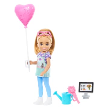 Barbie Chelsea Florist Doll & Accessories Set, Career-Themed Blonde Small Doll - Image 4 of 6