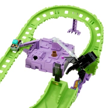 Hot Wheels Racerverse Minecraft Pist Seti Ve Metal Elmas Zırhlı Steve - Image 4 of 6