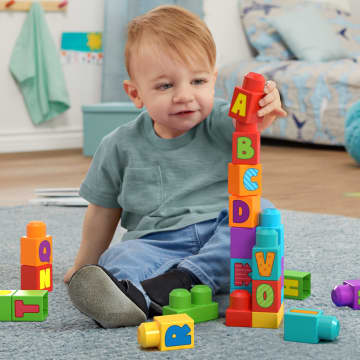 Çocuklar Için Mega Bloks Fisher-Price Alfabeli Blok Çantası (30 Parçalı) Ve Yeniden Kullanılabilen Saklama Çantası - Imagen 2 de 6