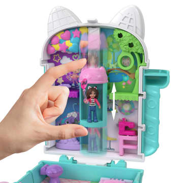 Polly Pocket Koci Domek Gabi Zestaw kompaktowy + mikro lalka, 9 akcesoriów, 3 figurki Zabawka 4+ - Imagen 4 de 6