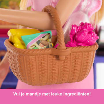 Barbie En Teresa Recept Voor Vriendschap Malibu Op De Markt Poppen En Speelset Met 11 Accessoires - Image 4 of 6