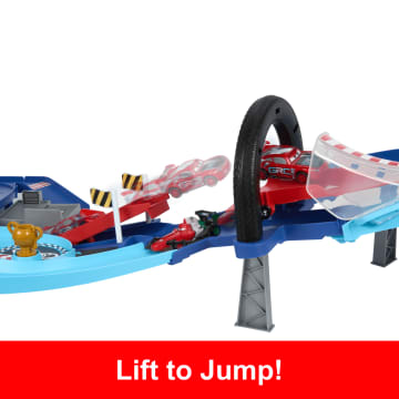 Disney And Pixar Cars Grc Jumping Raceway Playset With 2 Toy Vehicles, Includes Lightning Mcqueen - Image 3 of 6