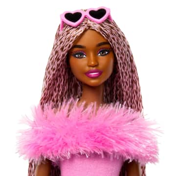 Barbie Luxe Stijl Pop Nr. 4 in Zachtroze Jumpsuit, Roze-Bruin Ingevlochten Haar - Image 3 of 6