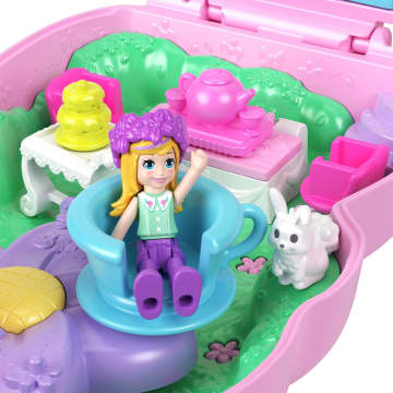 Polly Pocket Tavşancığın Çay Partisi Mini Oyun Seti, 1 Mikro Bebek Ve Evcil Tavşanlar, Stil Aksesuarlarının Yer Aldığı Seyahat Oyuncağı - Image 5 of 6