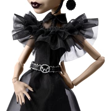 Monster High Wednesday Collectible Doll, Rave’N Wednesday in Black Gown Inspired By Dance Scene - Imagen 3 de 6