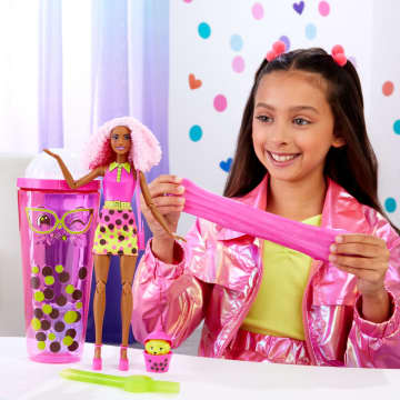 Barbie Pop Reveal Serie Bubble Tea, Bambola E Accessori, Set Con Bambola Berry Bliss Profumata Alla Moda - Image 2 of 6