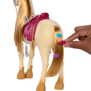 Barbie Mysteries: The Great Horse Chase Interactive Toy Horse With Sounds, Music & Accessories - Imagen 5 de 6