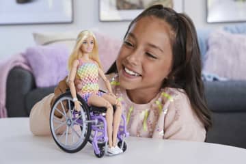 Barbie Wheelchair Doll Blonde - Image 2 of 7