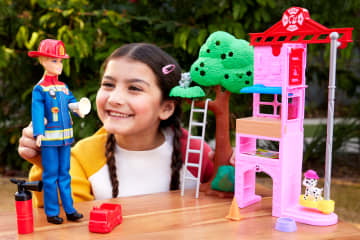 Barbie Vigile Del Fuoco Playset - Image 2 of 6