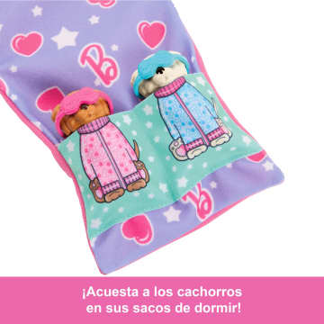 Conjunto De Juego Barbie Y Cachorro Fiesta De Pijamas Con 2 Figuras De Perrito De Juguete Y Más De 10 Accesorios, Cambio De Color - Image 3 of 6