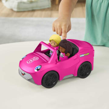 Barbie Cabriolet En Figurenset Van Little People - Imagen 3 de 6