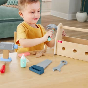 Fisher-Price  Ξύλινη Θήκη Με Εργαλεία Παιχνίδι Μίμησης Για Παιδιά Προσχολικής Ηλικίας, 9 Ξύλινα Κομμάτια - Image 2 of 6