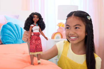 Disney Moana 2 Moana Fashion Doll With 2 Accessories & Removable Outfit, Inspired By The Movie - Image 2 of 6