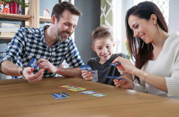Phase 10 Junior - Image 2 of 5