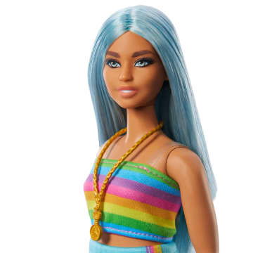 Muñeca Barbie Fashionistas N. 218 Con Pelo Azul, Top De Arcoíris Y Falda Turquesa, 65. Aniversario - Imagen 3 de 6