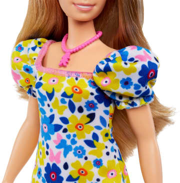 Barbie Fashionista Muñeca Síndrome De Down Vestido Flores +3 Años - Image 4 of 6