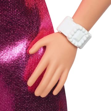 Kalp Detaylı Metalik Pembe Mini Elbisesiyle Sarı Saçlı Barbie Fashionistas Bebek (230) - Image 5 of 6
