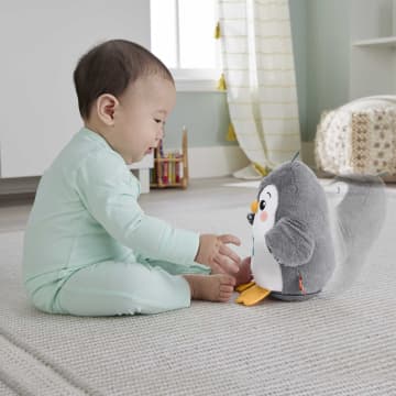 Fisher-Price Pinguino Dolci Coccole - Image 4 of 6