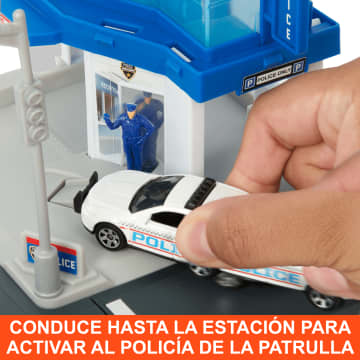 Matchbox Action Drivers Set De Juego Con Pistas Para Coches De Juguete Central Tráfico Policía - Image 2 of 6