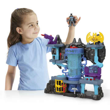 Imaginext® DC Super Friends Bat-Tech Batcave Batman'in Mağarası - Image 2 of 6