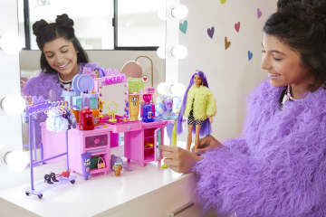Набор игровой Barbie Экстра Туалетный столик - Image 2 of 6
