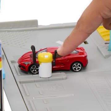 Matchbox® Action Drivers™ Prawdziwe Przygody Myjnia samochodowa - Image 4 of 6