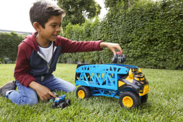 Hot Wheels Monster Trucks Monster Mover+3 Trucks Vehicle - Image 2 of 5