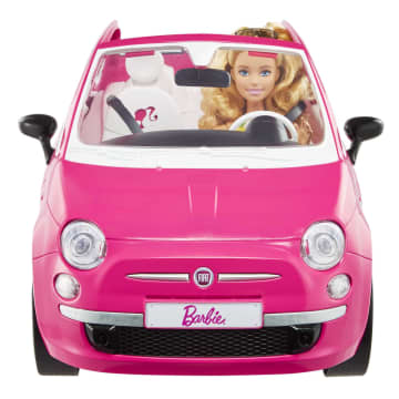 Barbie con su coche Fiat Muneca rubia con vestido de moda y vehiculo rosa de juguete GXR57 MATTEL