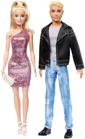 Набор Barbie Куклы с модной одеждой и аксессуарами - Image 2 of 6