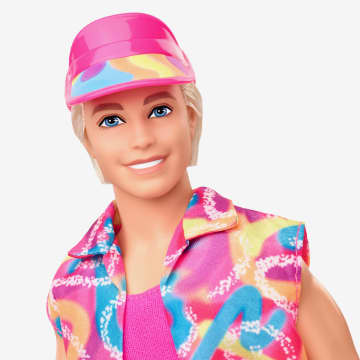 Barbie Le Film Poupée Ken Du Film Poupée Ken De Collection Portant Une Tenue De Patinage Rétro Et Des Rollers - Image 4 of 17