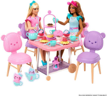 Barbie My First Barbie Merienda Conjunto de juego y accesorios juguetes y regalos para ninos y ninas en edad preescolar 18 accesorios tematicos dos articulos de peluche HMM65 MATTEL