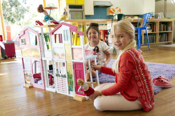 Barbie 3 Story Townhouse DLY32 MATTEL