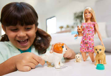 Набор Barbie Семья кукла+щенки с аксессуарами - Image 2 of 6