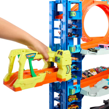 Hot Wheels Şehri Yeni Ultimate Garaj Oyun Seti - Image 5 of 6