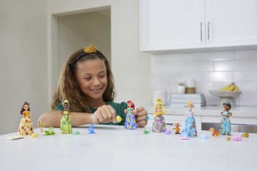 Disney Princesas COLOR REVEAL de la realeza Surtido - Imagen 11 de 11