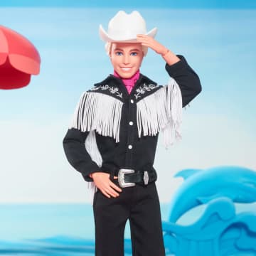 Barbie Le Film Poupée Ken À Collectionner Inspirée Du Film Barbie, Avec Tenue Noire À Franges Blanches, Chapeau Et Bottes De Cowboy De Couleur Blanche Et Bandana Rose - Imagen 9 de 15