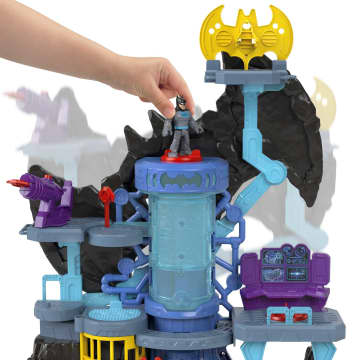 Imaginext® DC Super Friends Bat-Tech Batcave Batman'in Mağarası - Image 4 of 6
