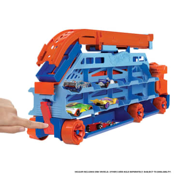 Hot Wheels® Şehri Hız Rampalı Tır - Image 5 of 7