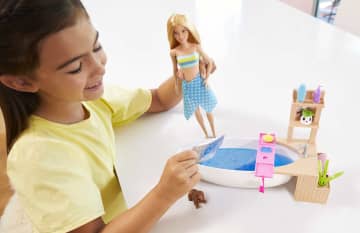 Набор игровой Barbie СПА салон с куклой и аксессуарами - Image 2 of 6