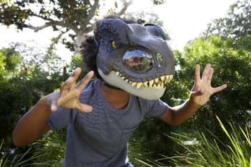 Jurassic World Tyrannosaurus Rex Chomp 'N Roar Mask - Image 2 of 6