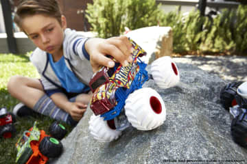 Hot Wheels - Assortiment Monster Trucks 1/24 - Imagen 2 de 7