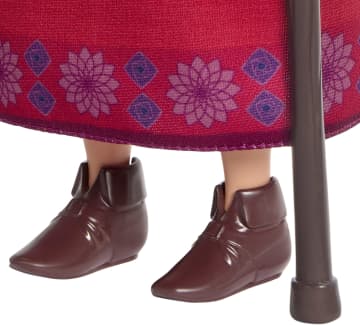 Disney Wish Dahlia Of Rosas Doll And Accessories, Posable Fashion Doll - Image 5 of 6