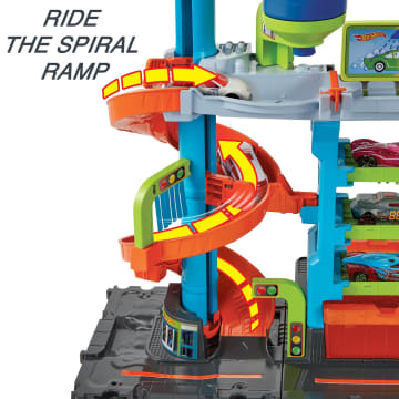 Hot Wheels Mega Tower Car Wash - Image 3 of 8