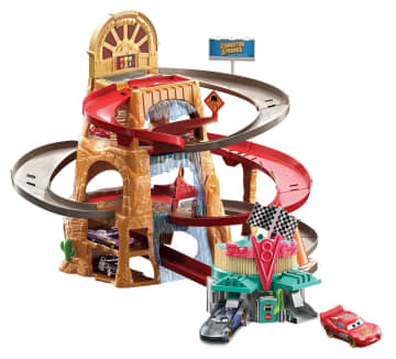 Disney Pixar Cars Conjunto de carreras en la montaña Radiador Springs - Image 1 of 4