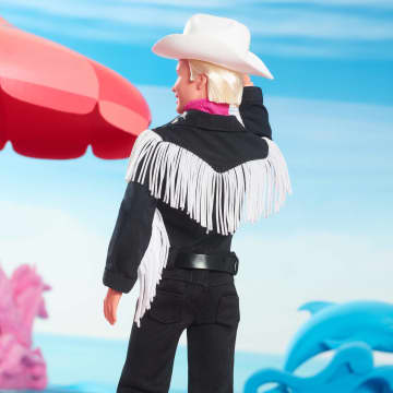 Barbie Le Film Poupée Ken À Collectionner Inspirée Du Film Barbie, Avec Tenue Noire À Franges Blanches, Chapeau Et Bottes De Cowboy De Couleur Blanche Et Bandana Rose - Imagen 10 de 15
